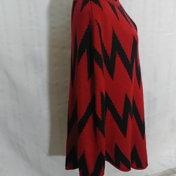 EMERSON STREET Women's Poncho - Picture 3 of 13